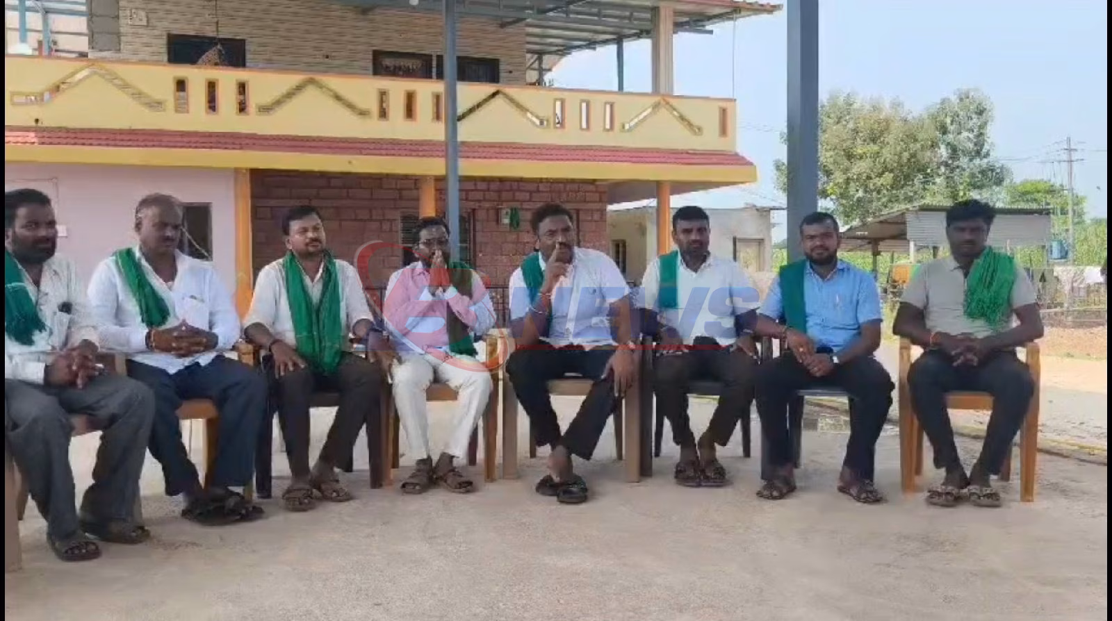 ಕಬ್ಬು ಬೆಳೆಗಾರರ ಮಹತ್ವದ ನಿರ್ಧಾರ: ಸಿಎಂ, ಡಿ ಕೆ ಶಿವಕುಮಾರ್ ಸಭೆಗೂ ಮುನ್ನ ಬೆಳಗಾವಿಯಲ್ಲಿ ಅಕ್ಟೋಬರ್ 22ಕ್ಕೆ ರೈತರ ಬೃಹತ್ ಪೂರ್ವಭಾವಿ ಸಭೆ