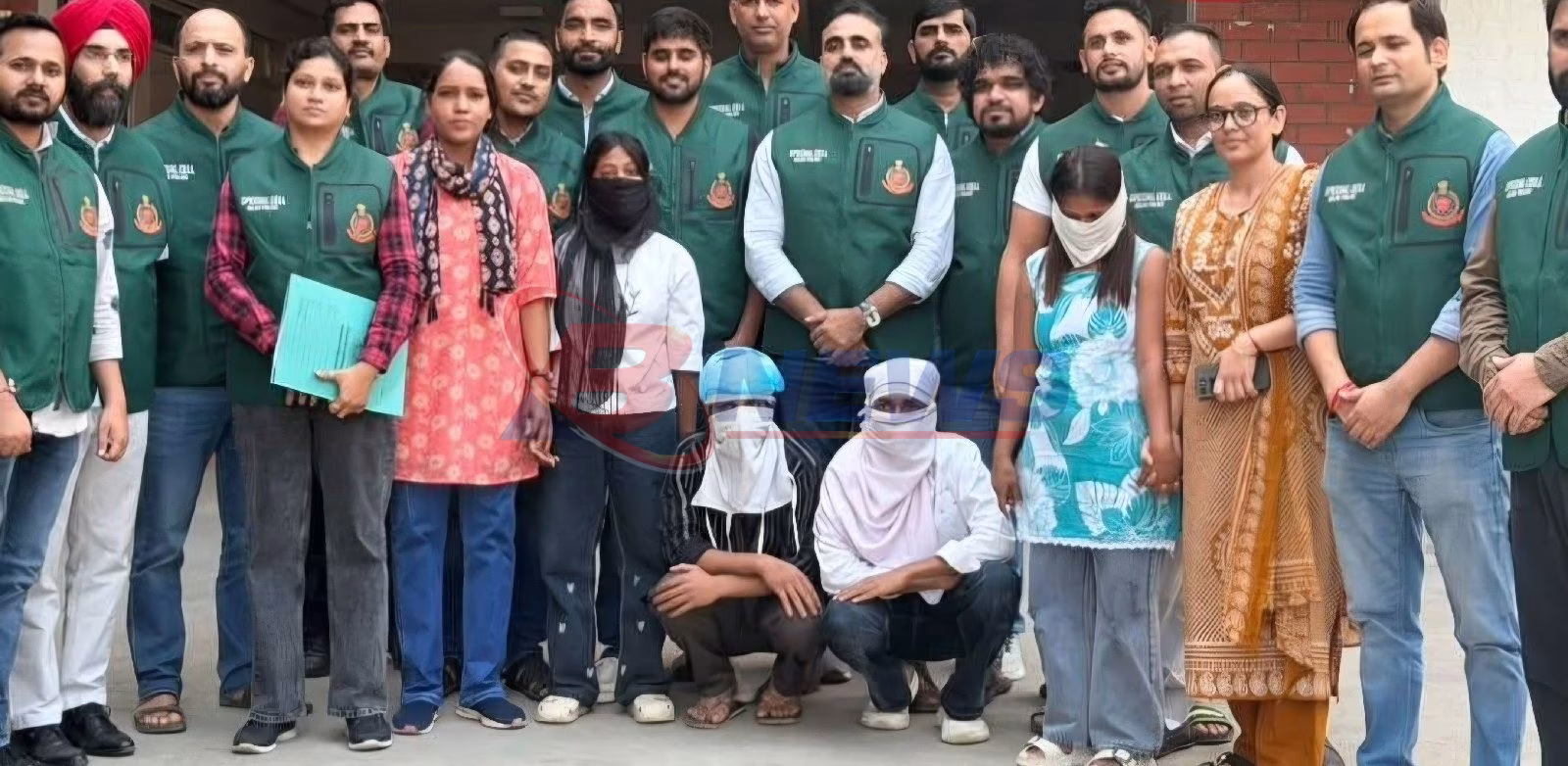 ಟೈಗರ್ ಶ್ರಾಫ್ ಕಾರು ಮೇಲೆ ಗುಂಡಿನ ದಾಳಿ ಪ್ರಕರಣ: ಶಸ್ತ್ರಾಸ್ತ್ರ ಪೂರೈಸುತ್ತಿದ್ದ ಇಬ್ಬರು ಮಹಿಳೆಯರು ಸೇರಿದಂತೆ ನಾಲ್ವರ ಬಂಧನ