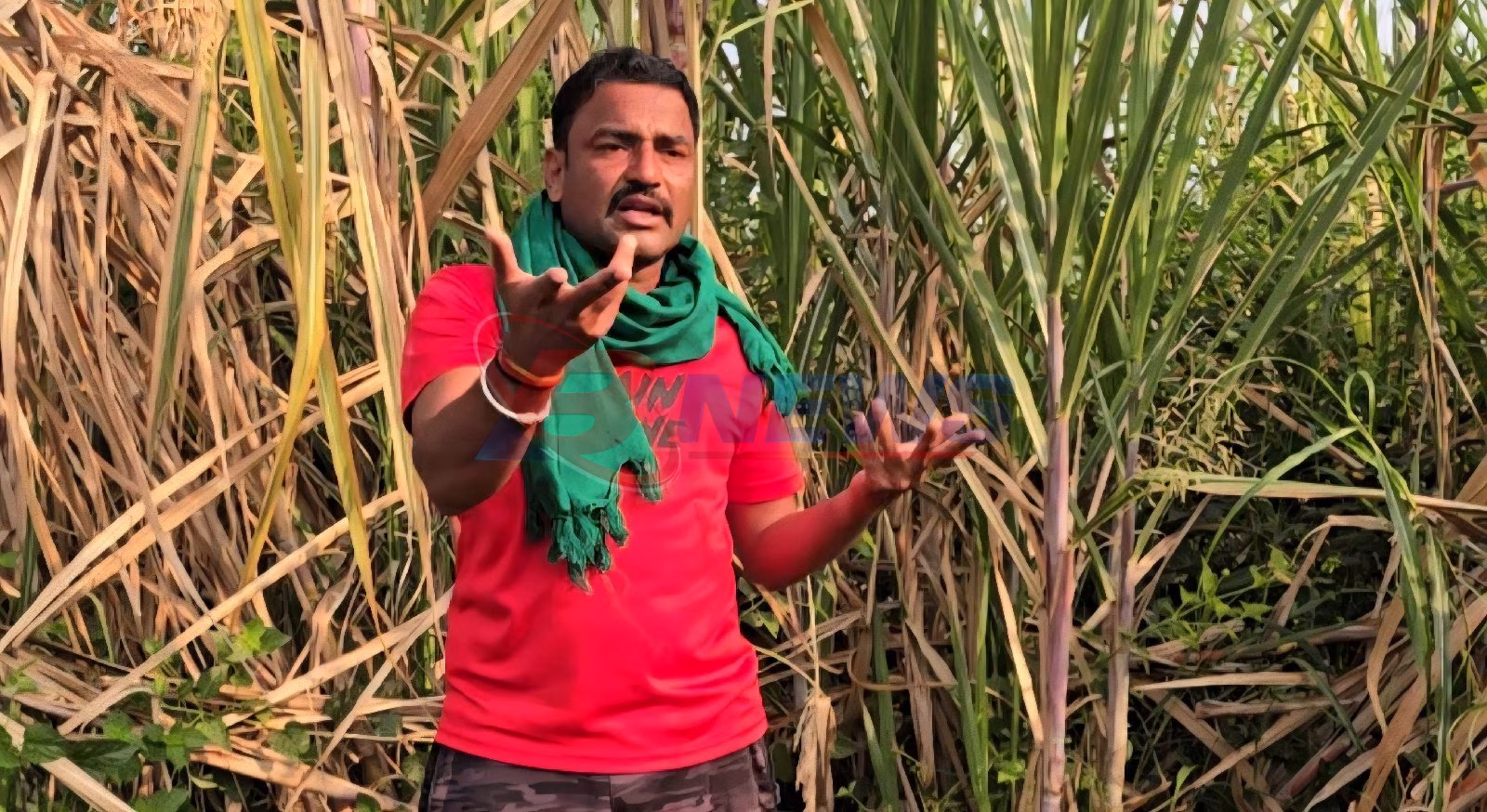 ಕಬ್ಬು ಬೆಳೆಗಾರರ ಆಕ್ರೋಶ ಮುಂದುವರಿಕೆ; ಸರ್ಕಾರದ ಮೌನಕ್ಕೆ ಕಣ್ಣೀರಿಟ್ಟ ರೈತ ನಾಯಕ